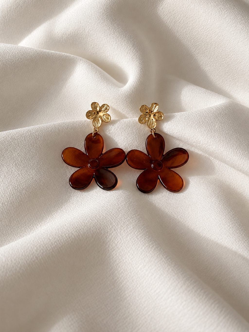 Oorbellen Goud met Bruine Bloem