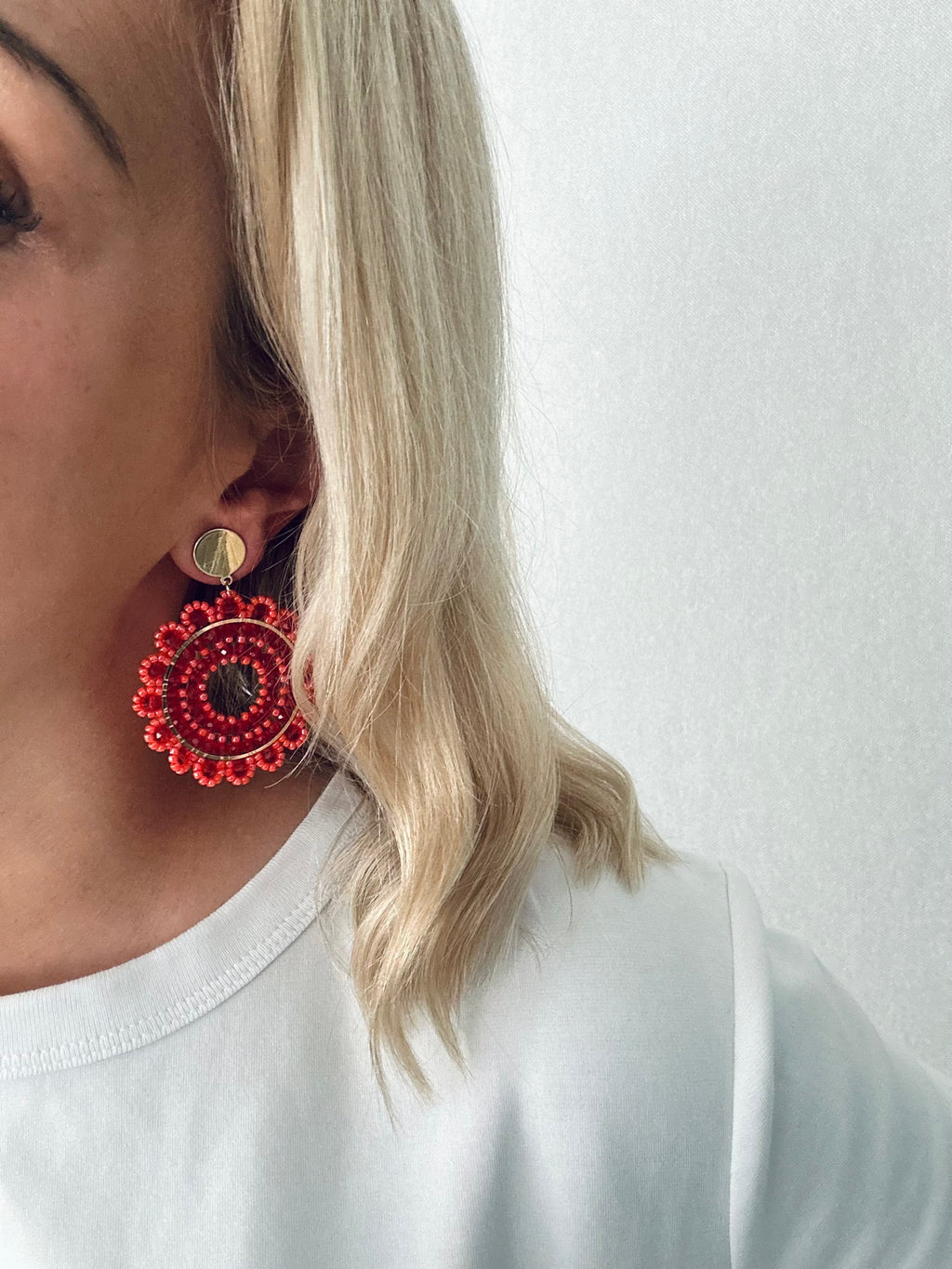Oorbellen rond met rood en goud