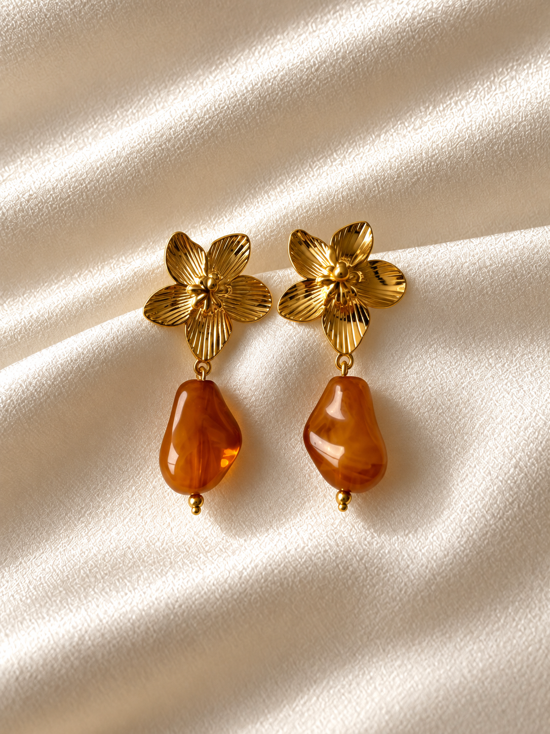 Oorbellen Gouden Bloem met Bruin