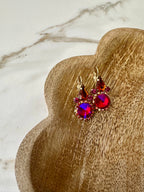 Oorbellen kort fuchsia
