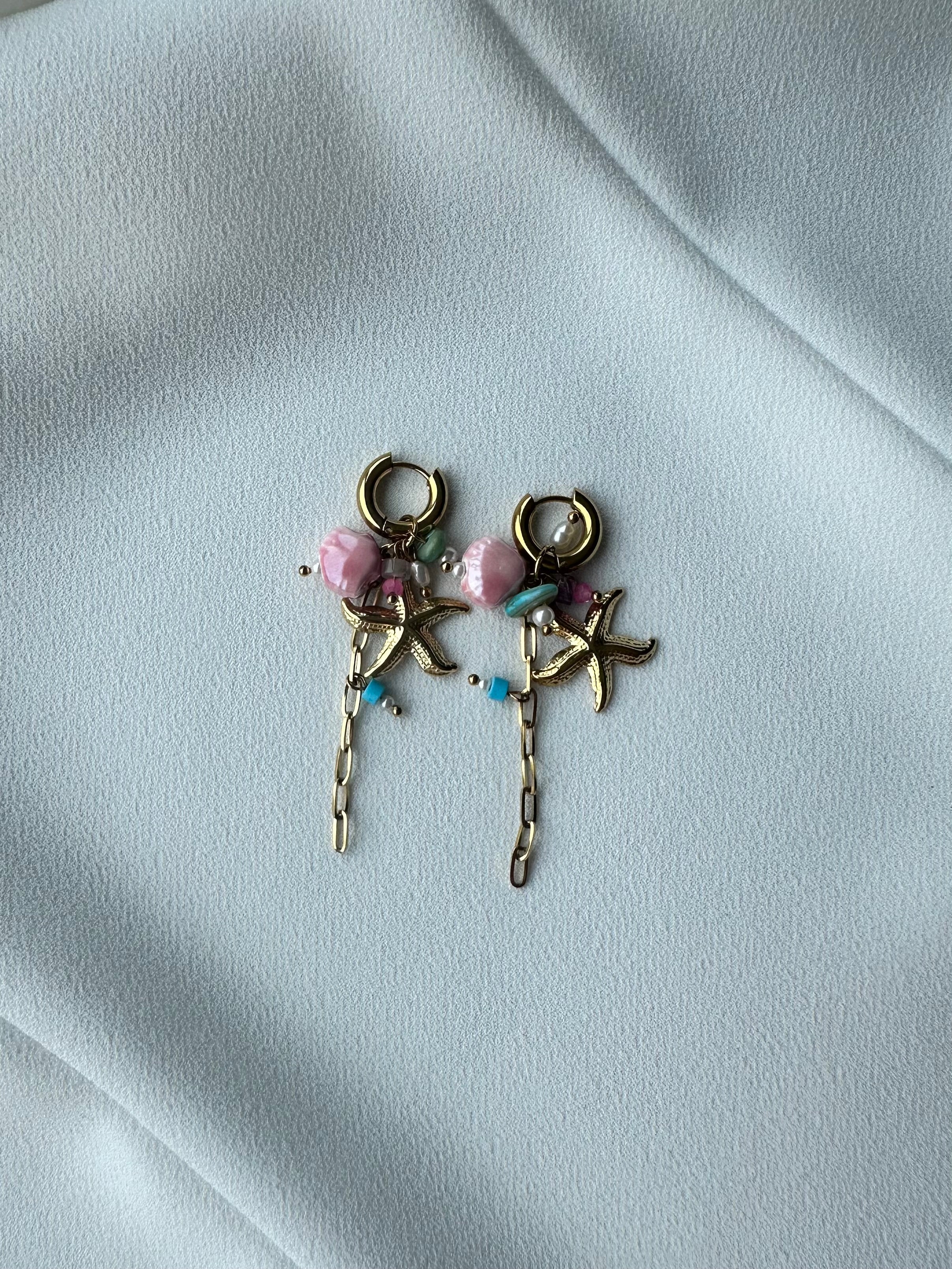 SUMMER SALE -40%! Oorbellen goud met zeester