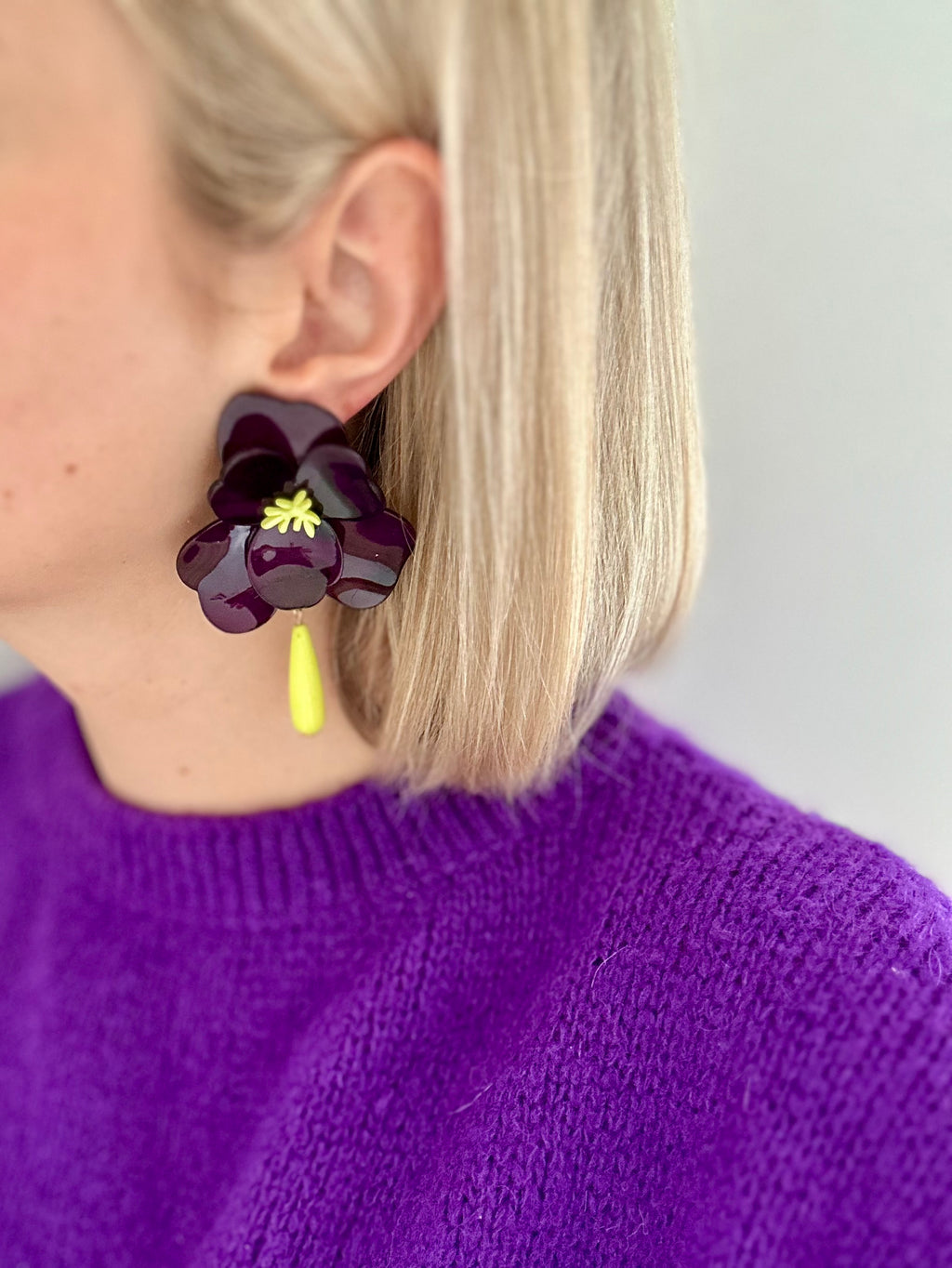 Grote oorbellen bloem Rood/Donker groen