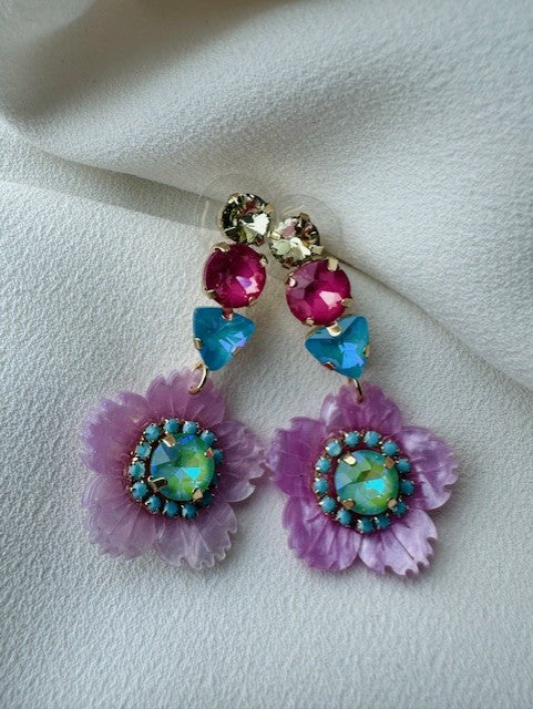 SUMMER SALE -40%! Oorbellen lang meerkleurig met bloem